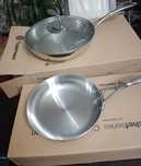 Сковорода Tupperware металл. 28 см . С крышкой. Новая в упаковке.