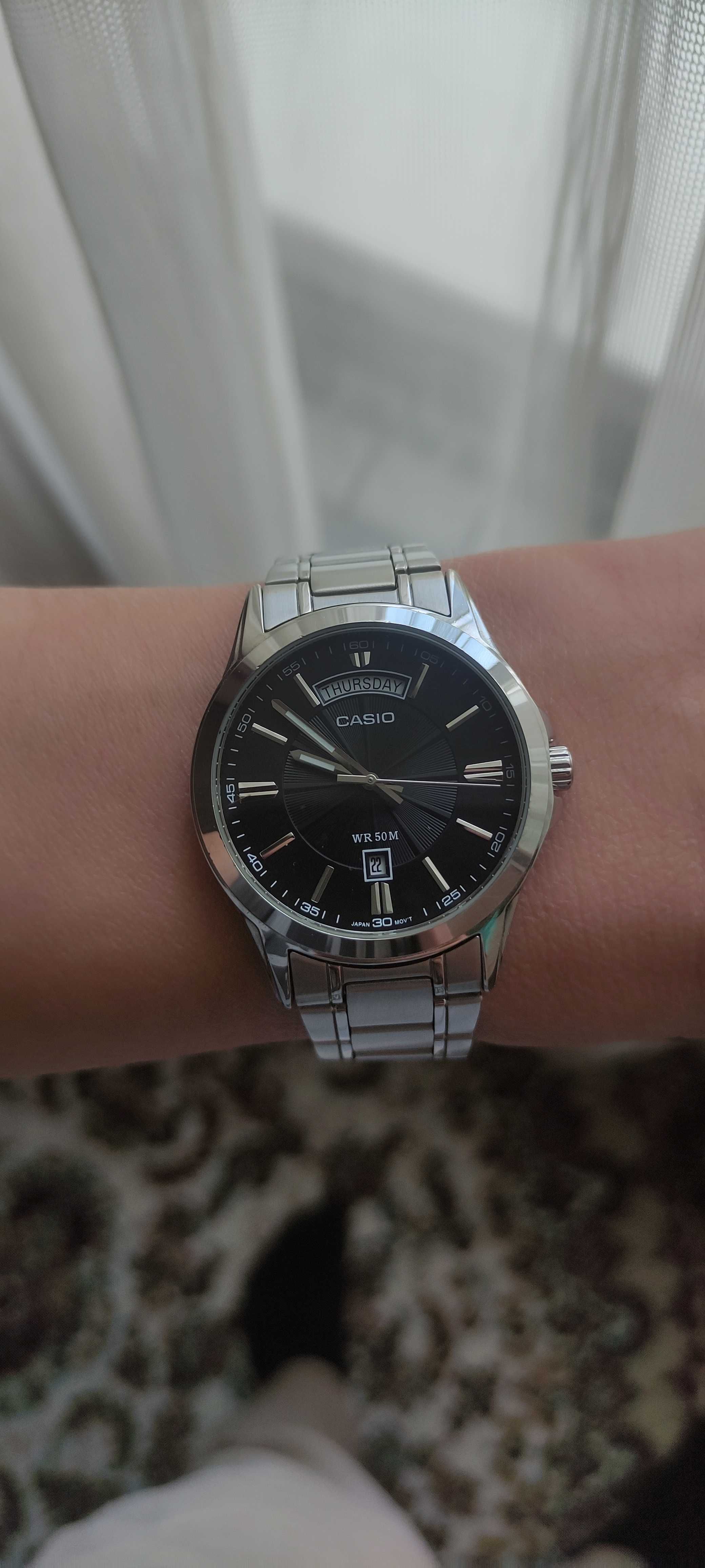 Часы Casio, оригинал, в отличном состоянии