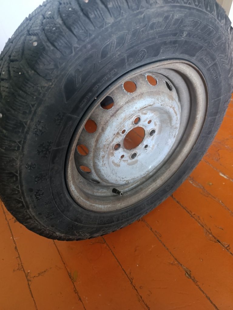 Продам колес R13