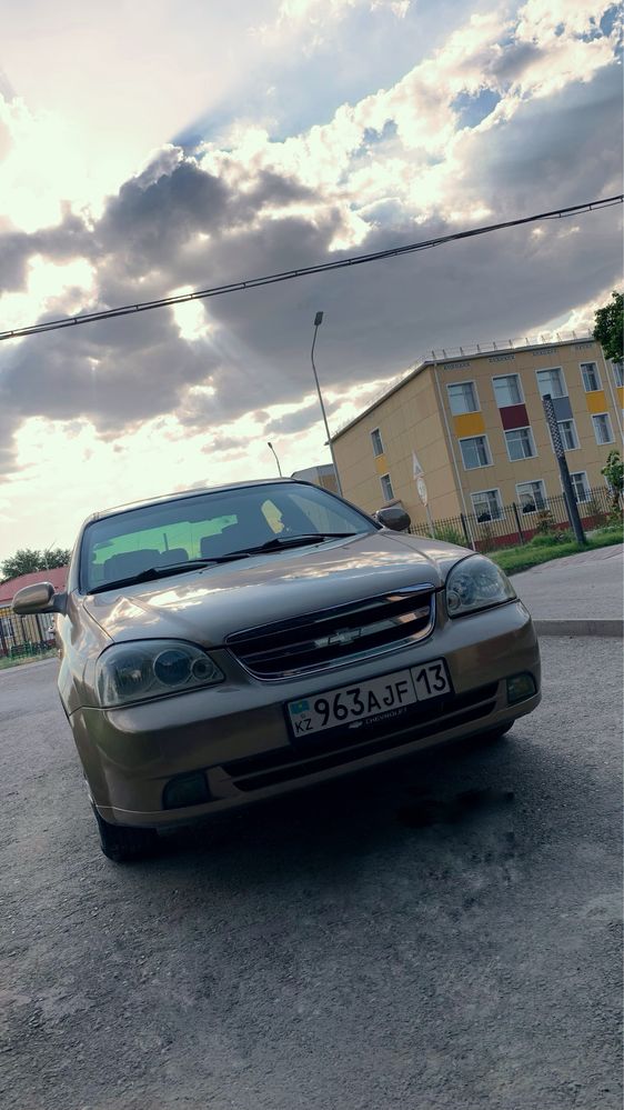 Шефролет лачети,автомат/2006года в отличным состояние