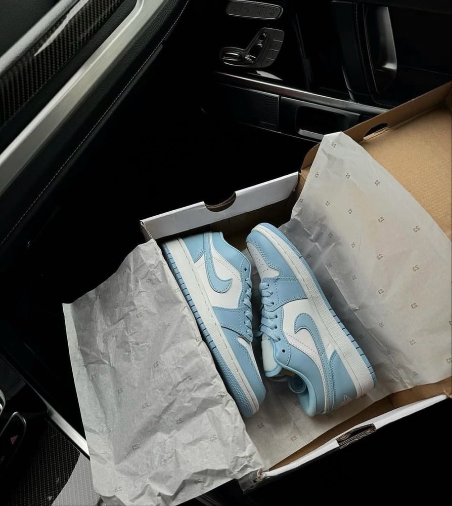 Продам кроссовки Jordan