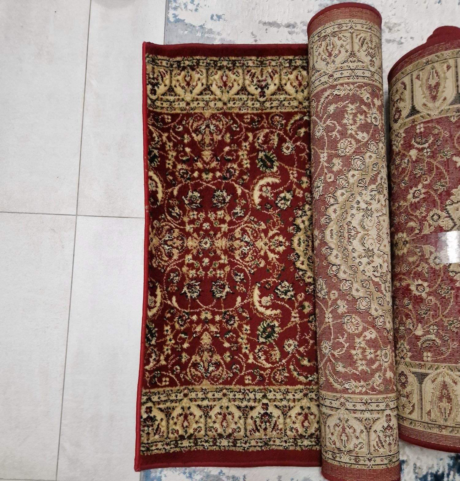 Ковровые дорожки (шерсть), в отличном состоянии продам.