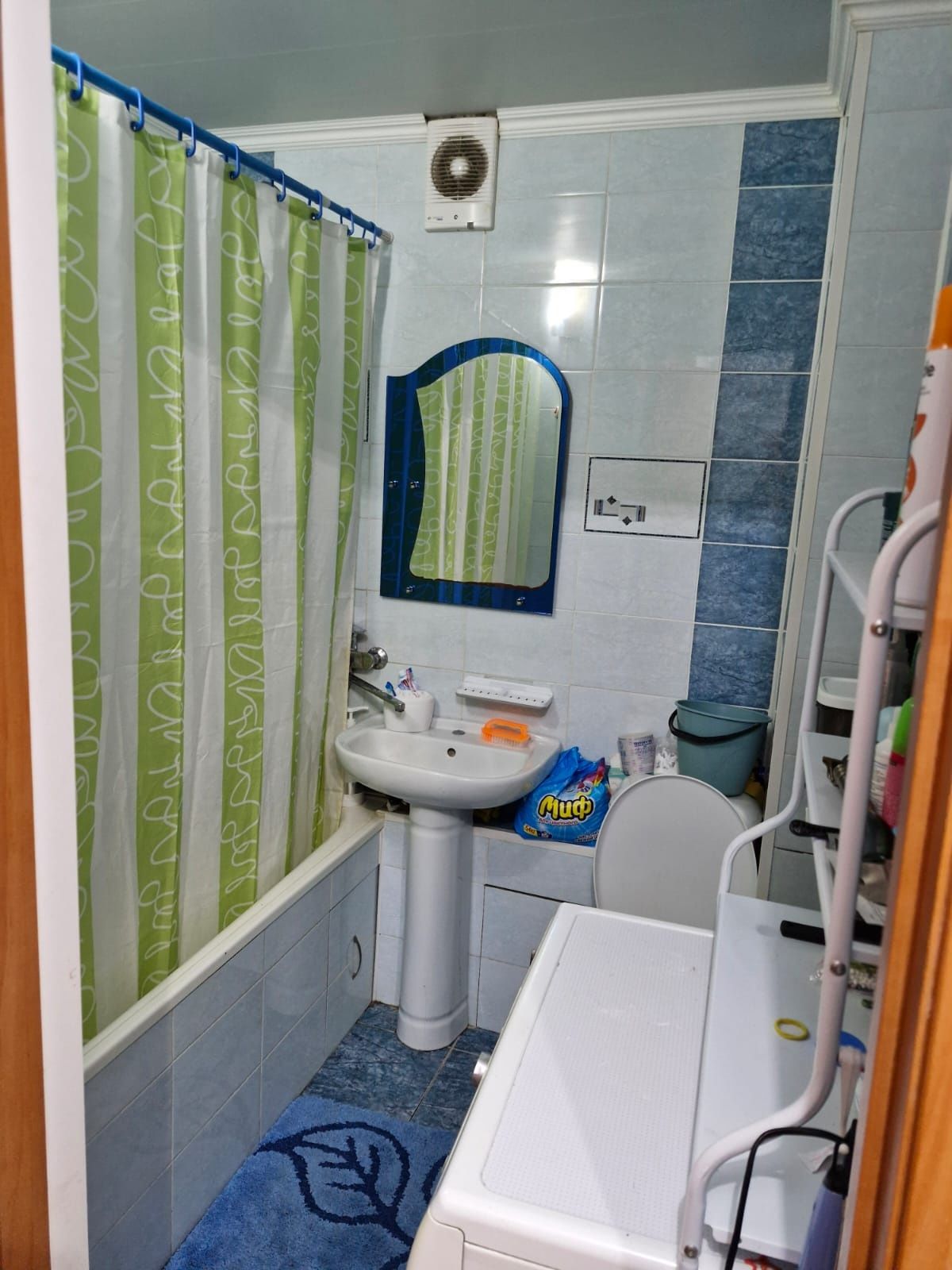 Продаётся 1-комнатная квартира 20й мкр 13800