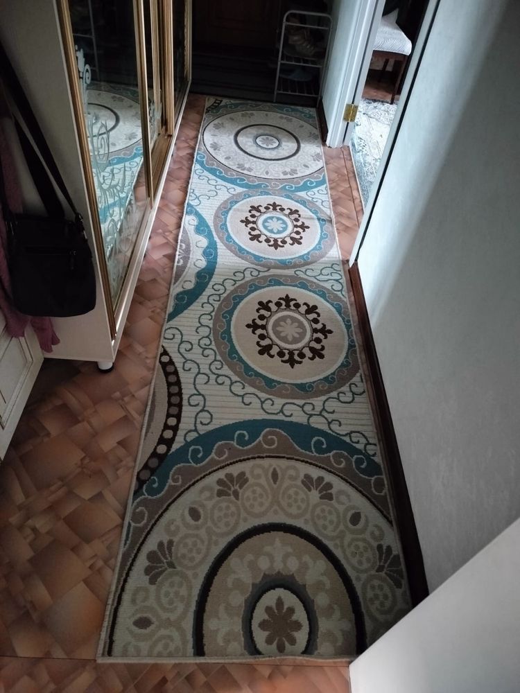 Продам  ковровые дорожки