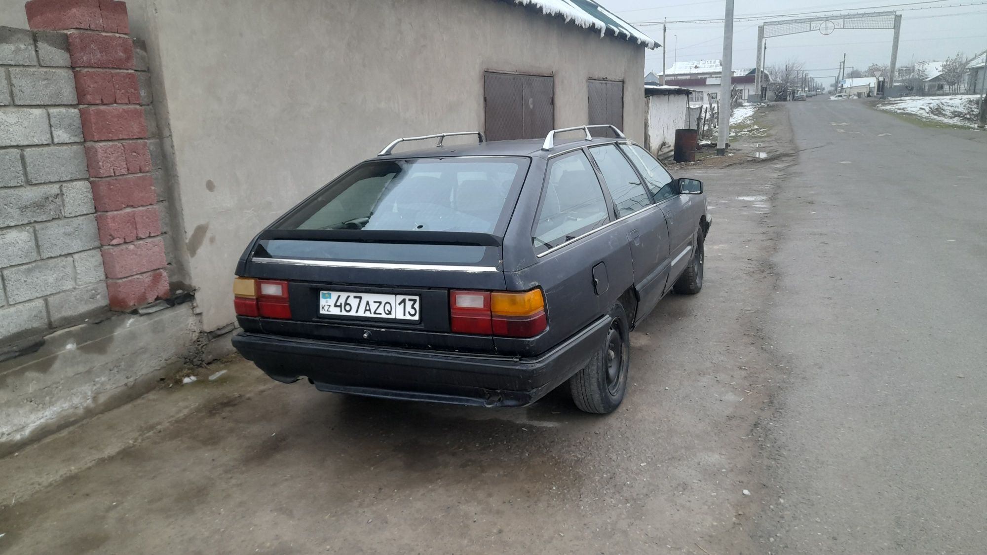 Продам Ауди 100 универсаль