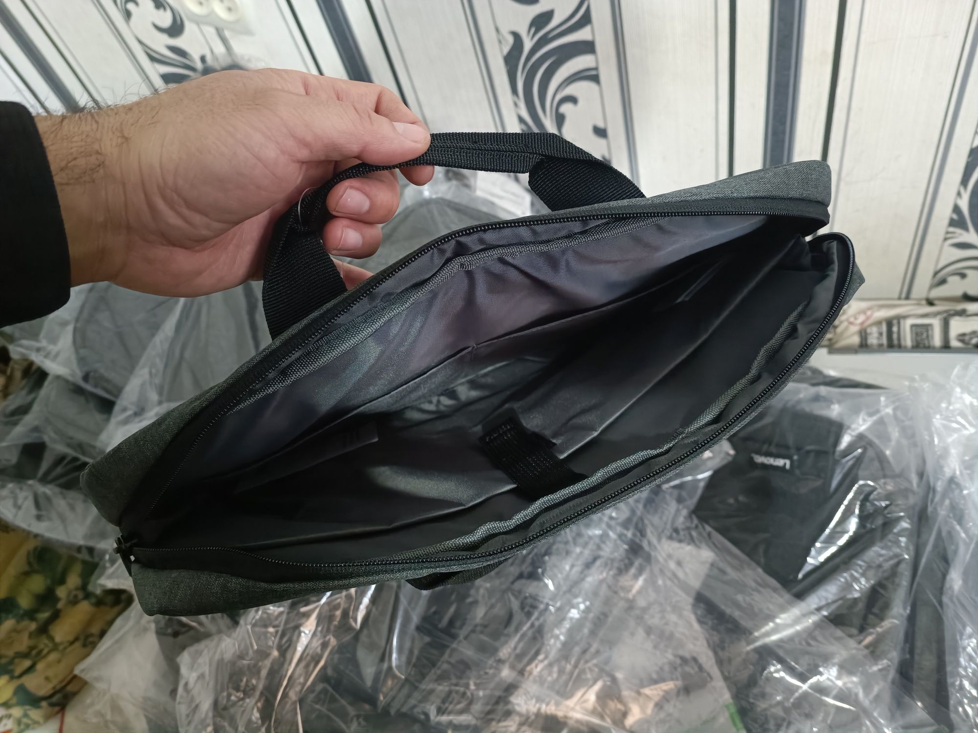 Новые сумки для ноутбуков брендовые HP и Lenovo 15.6
