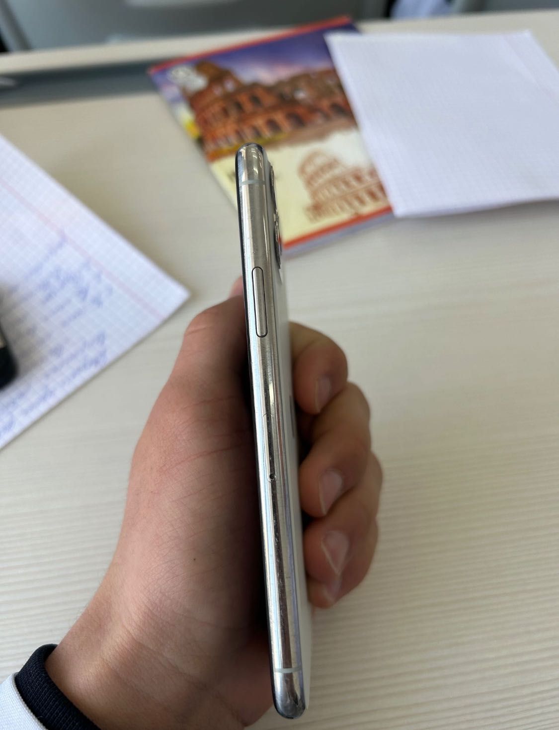 Продам айфон 11 про в идеальном состоянии