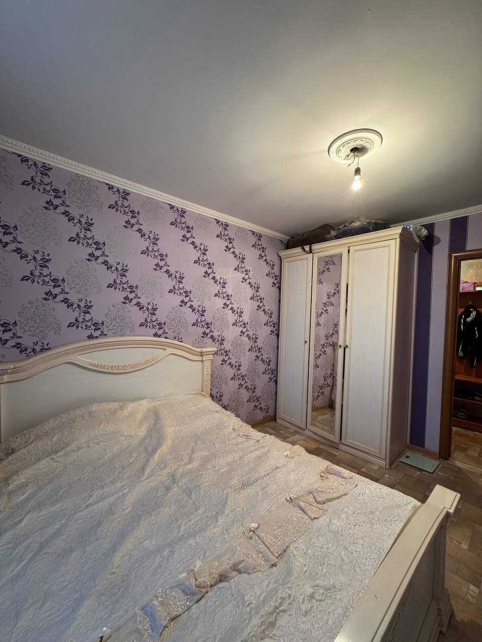 Продам 2 к.кв. на 8 мкр