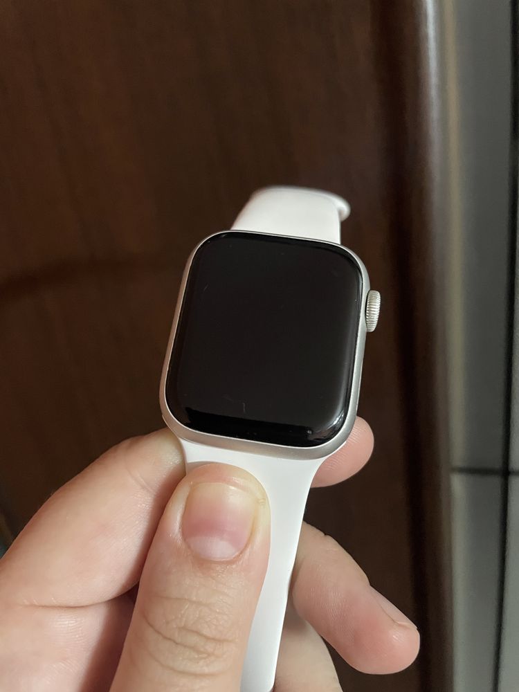 Продам apple watch 8 оригинал