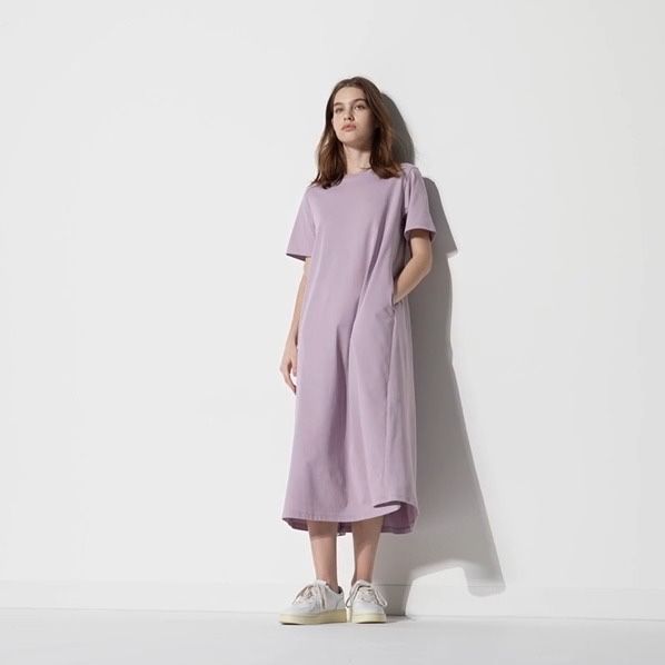 Платья на распродаже от японского бренда Uniqlo