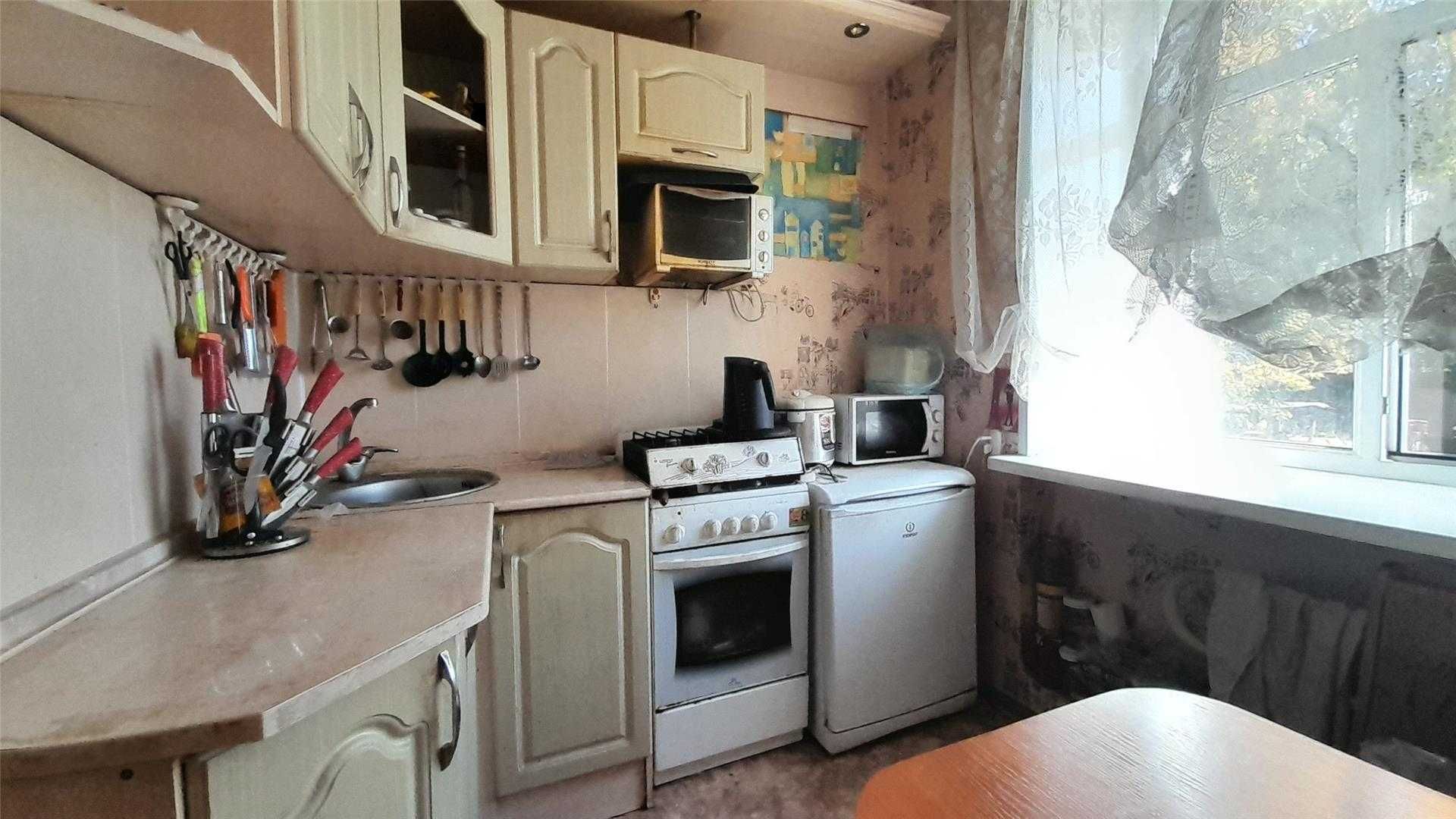 Продам 3 комн квартиру в старом городе возле Тюза,