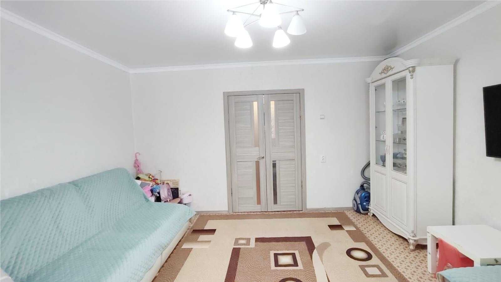 *Продам 3 комн квартиру. мкр-н. Восток 3. Помощь в ипотеке. ТОРГ