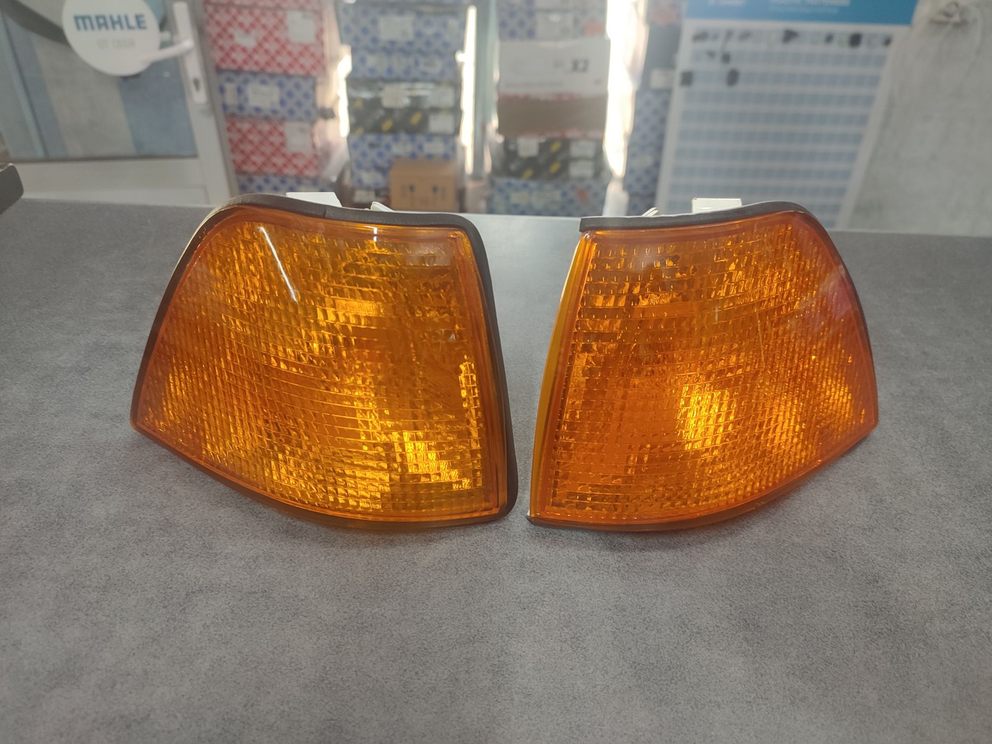 Поворотники BMW E34 E36 E32