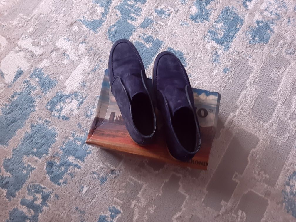 Продам мужские туфли. Производство Турция. Замша.