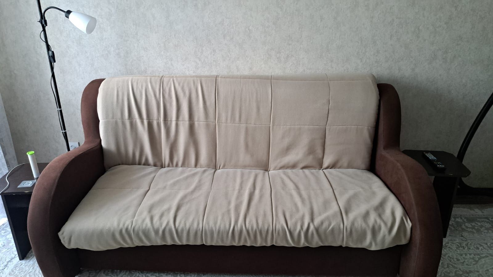 Продам диван срочно