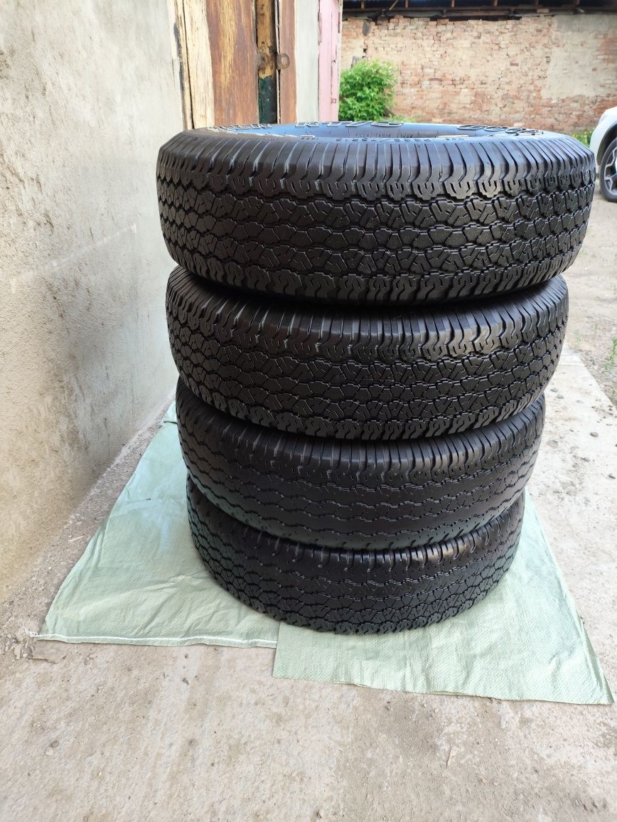 Продам 225/75/15  резину Goodyear Wrangler  made in USA