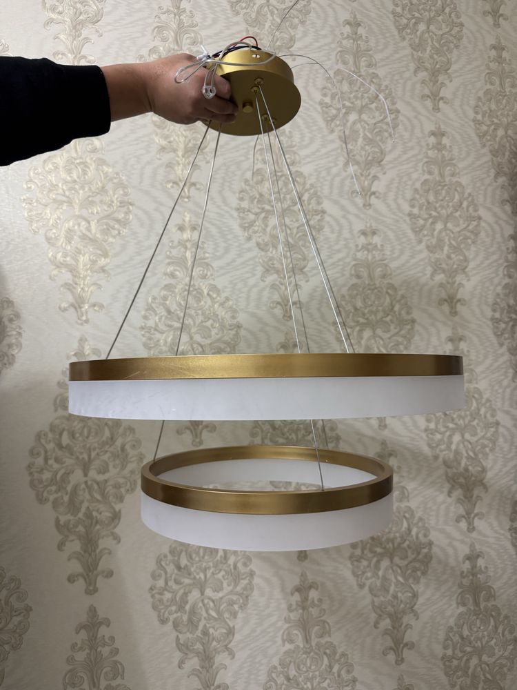 продается круглые светодиодные люстры, новые