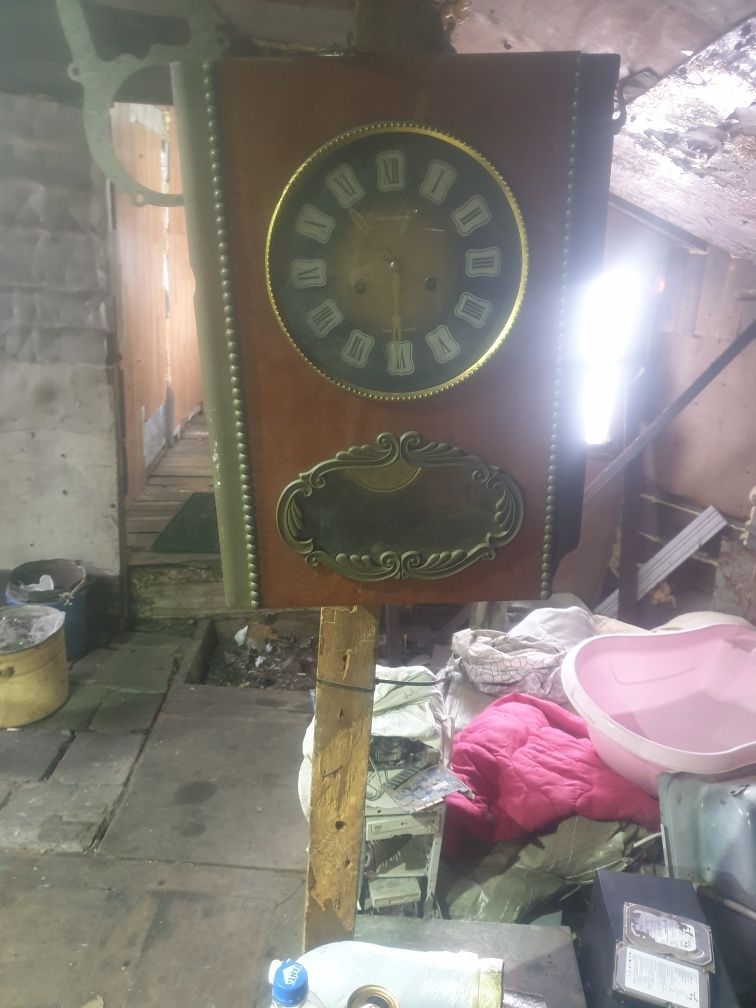 Продам часы советские
