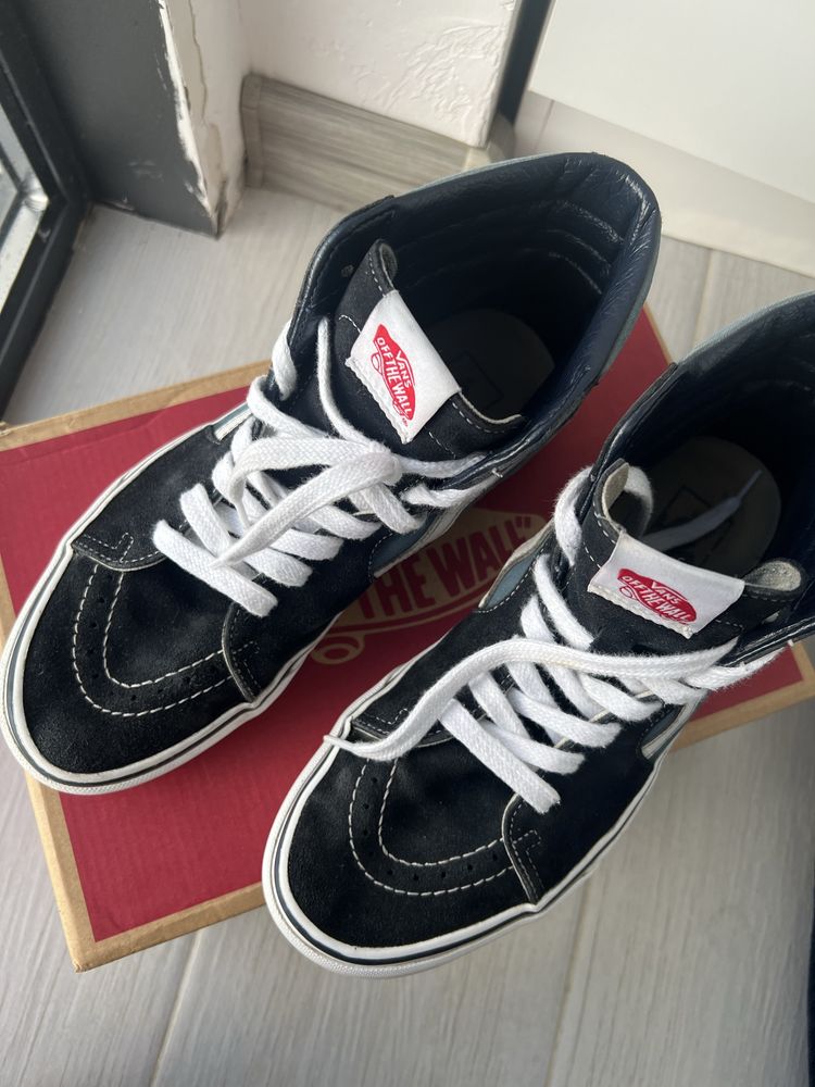 КЕДЫ VANS! Унисекс, продаю дешево, 100% оригинал! Хорошее состояние