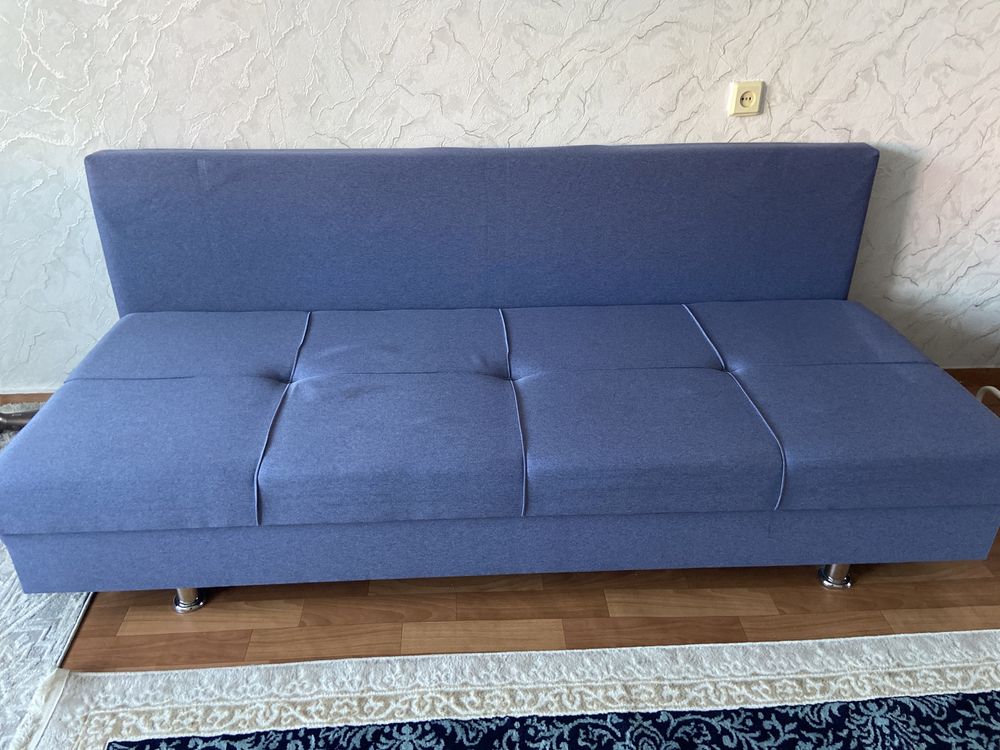 Продаётся диван!