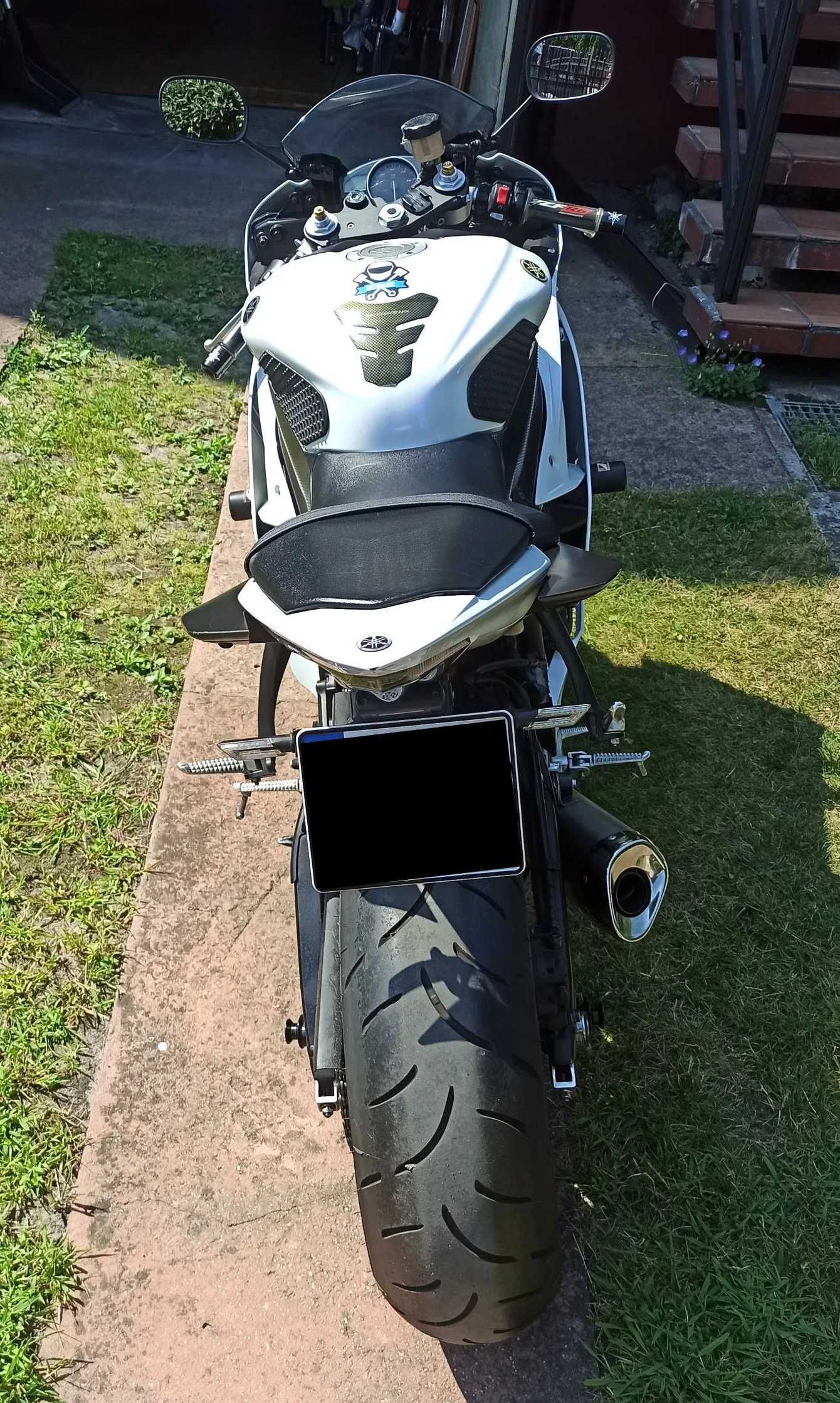 Мотоцикл Yamaha R6