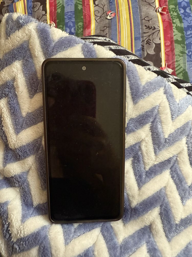 Samsung  A52  128  гб