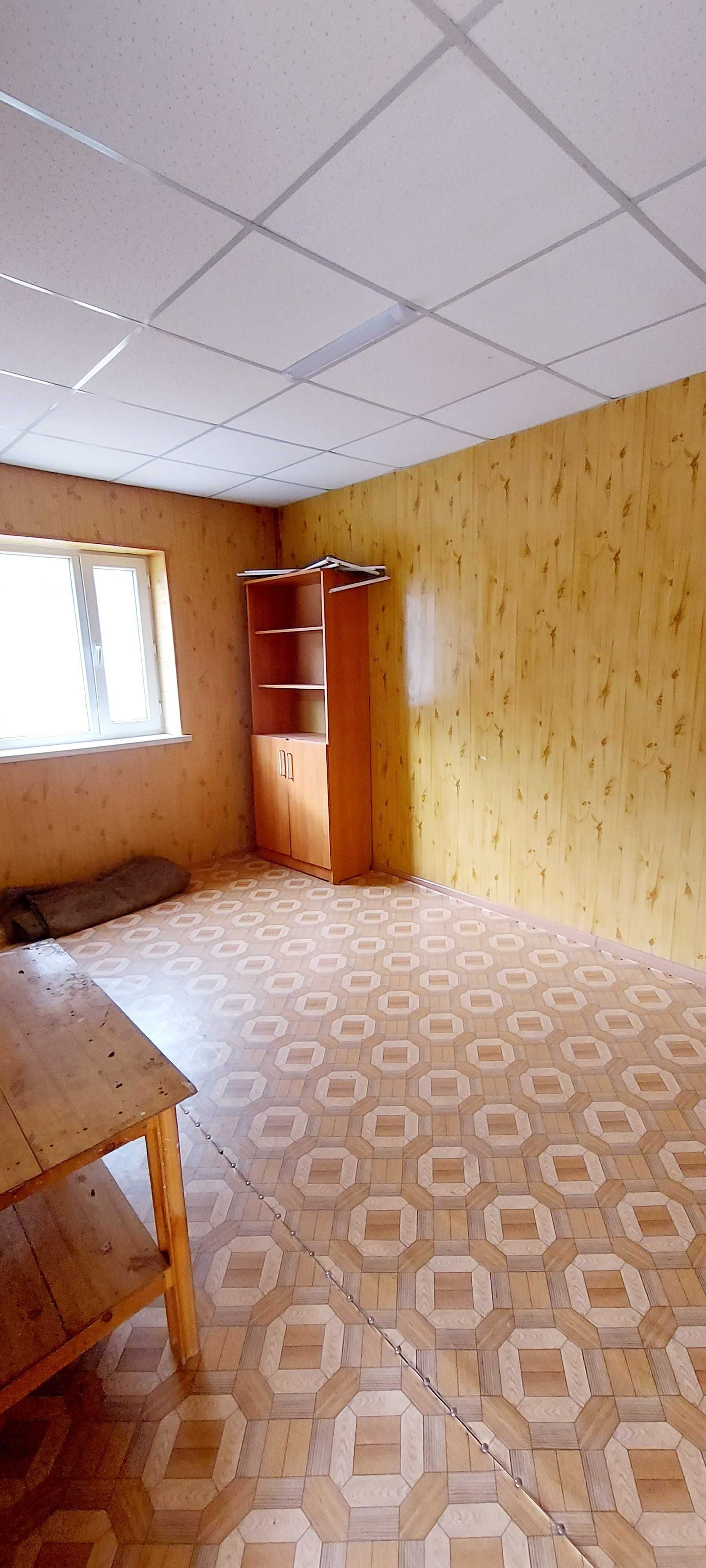 Крестьянское хозяйство с домом, сараем и др. хозпостройками