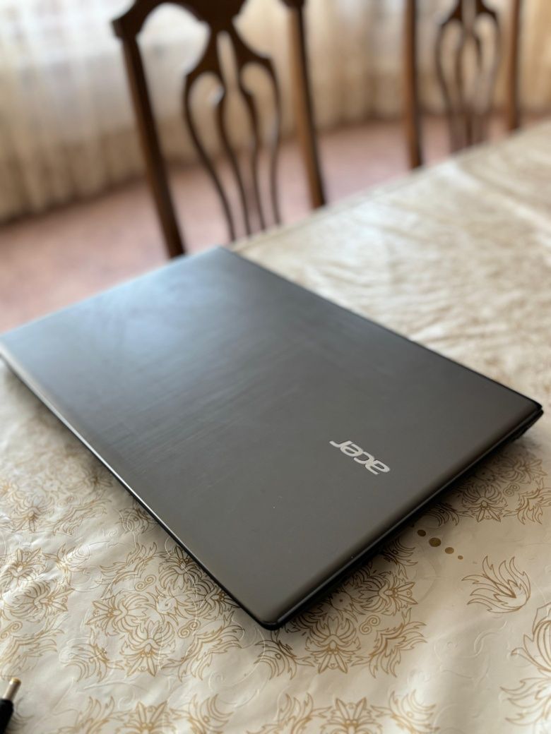 Ноутбук Acer Core I7-7