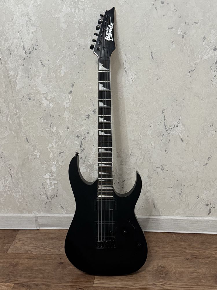 Продаю электрогитару ibanez grg121