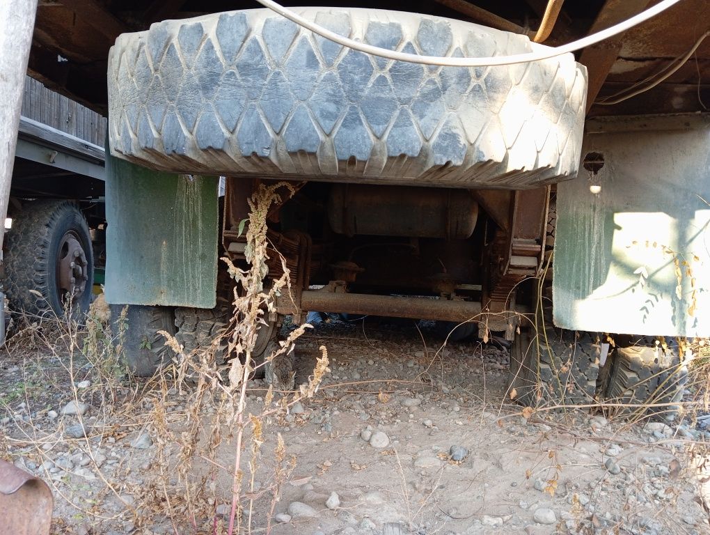 Продам прицеп камазовский
