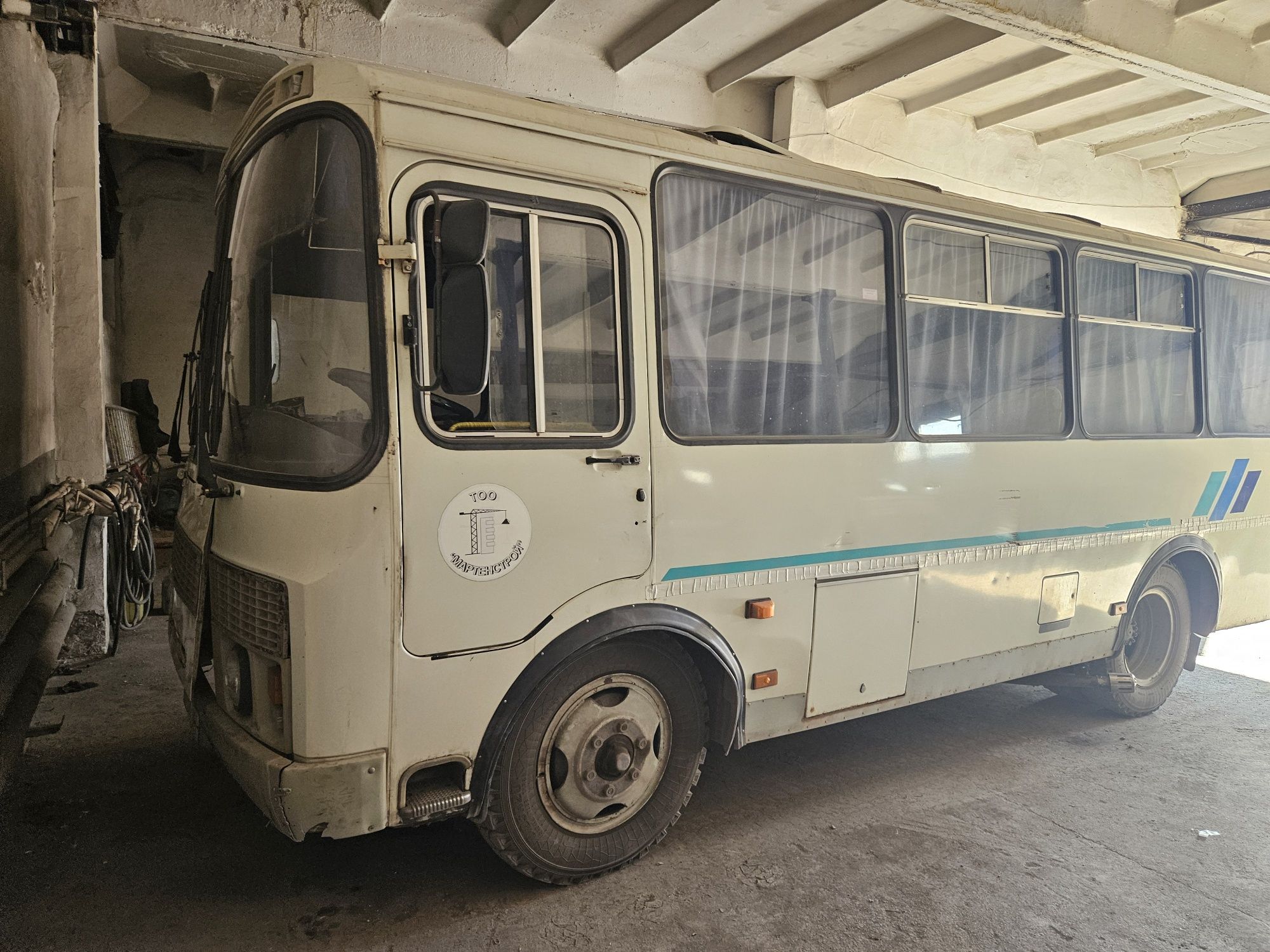 Автобус ПАЗ-3205
