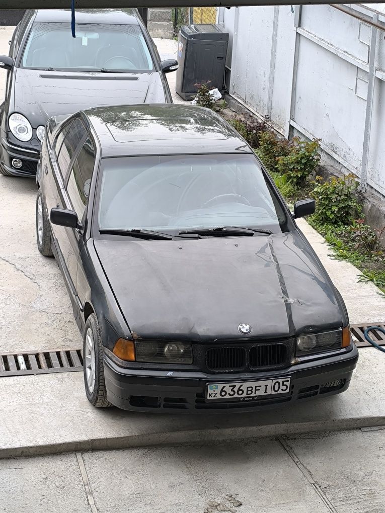 Продам BMW 3 Серия