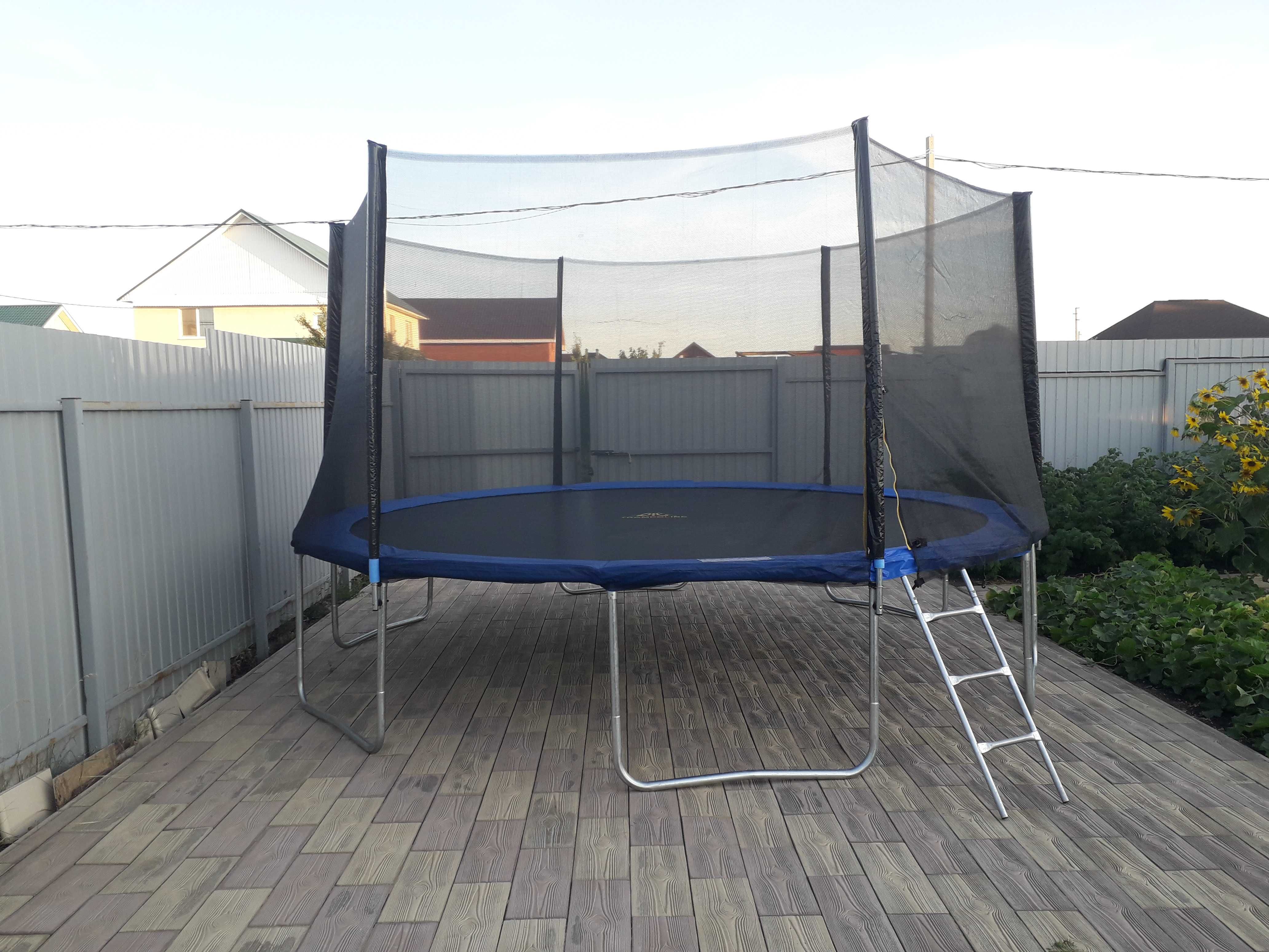 Батут 488см с защитной сеткой и лестницей FitTop-16FT