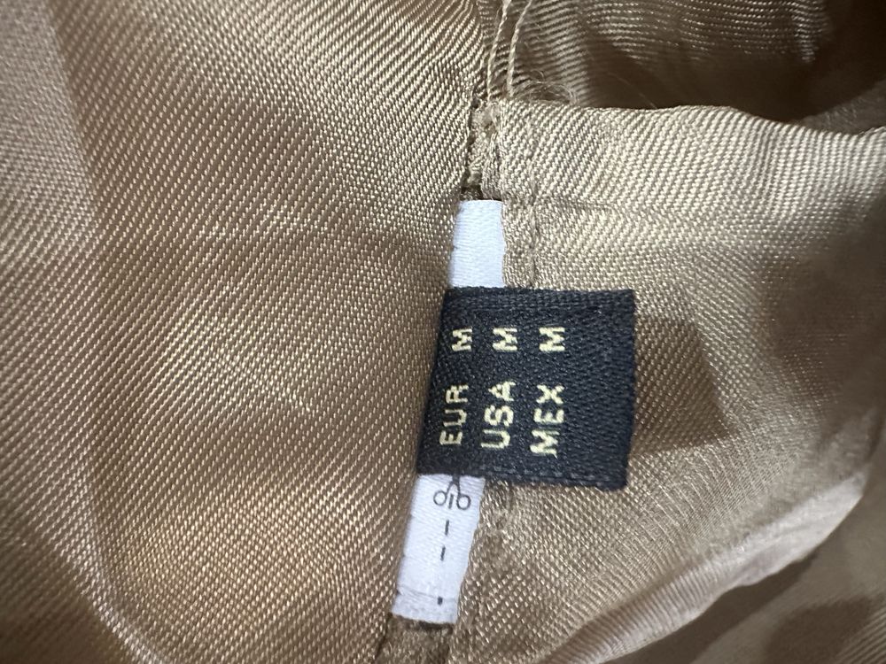 Тренч Massimo Dutti (46р/М) после химчистки. В носке был лишь 1 сезон.