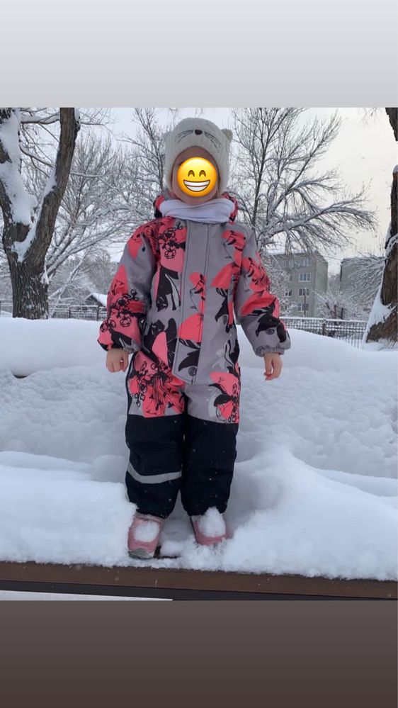 Продам зимний костюм на девочку