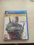 Игры на Ps4 Ведьмак 3 в идеальном состоянии.