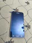 Смартфон Samsung Galaxy J7 SM-J700H/DS черный на запчасти.