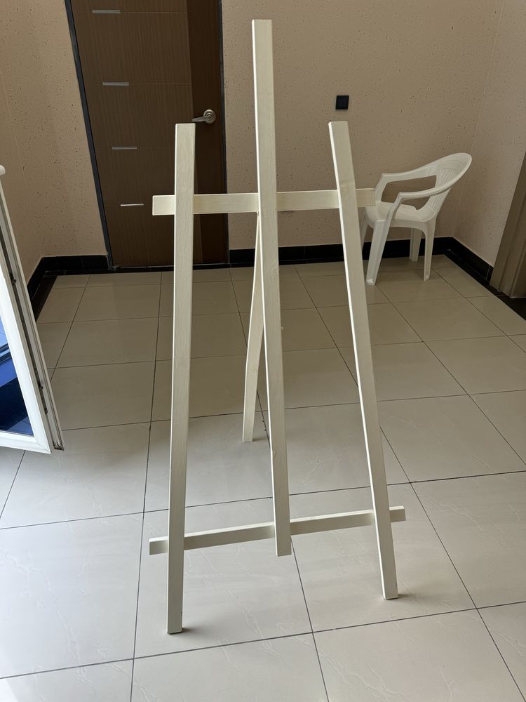 Продам мольберт для фото (150см)