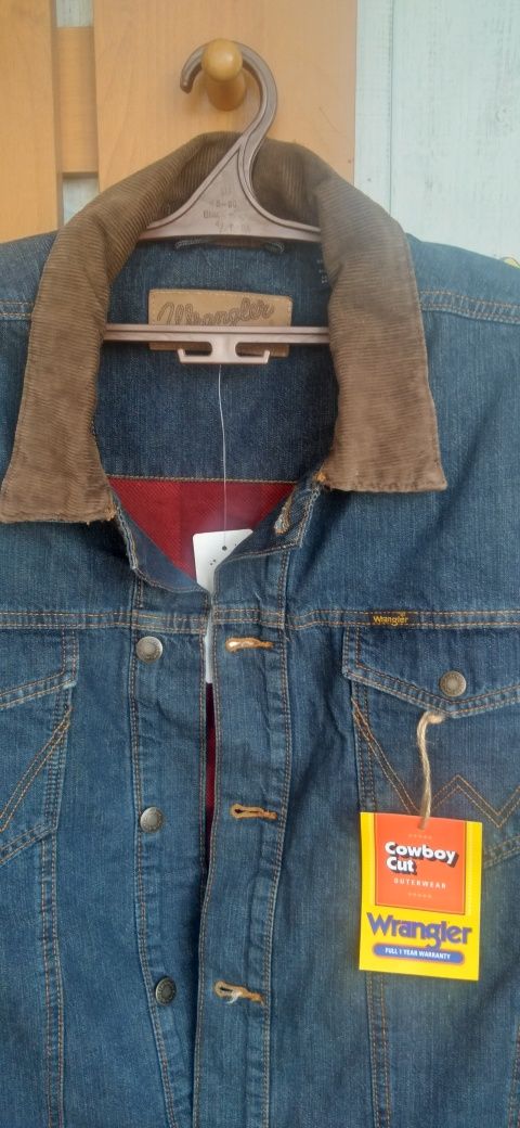 WRANGLER. Джинсовая утеплённые куртка.
