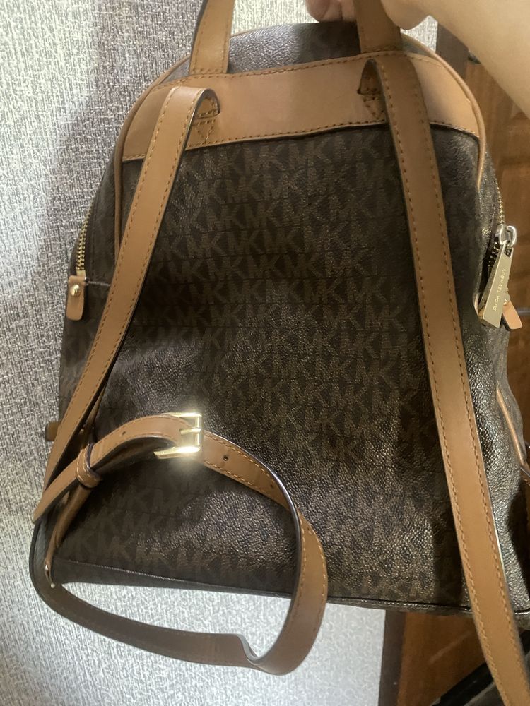 Продам рюкзак michael kors натуральная кожа