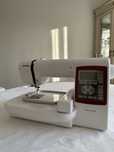 Вышивальная машинка Janome Memory Craft 230E