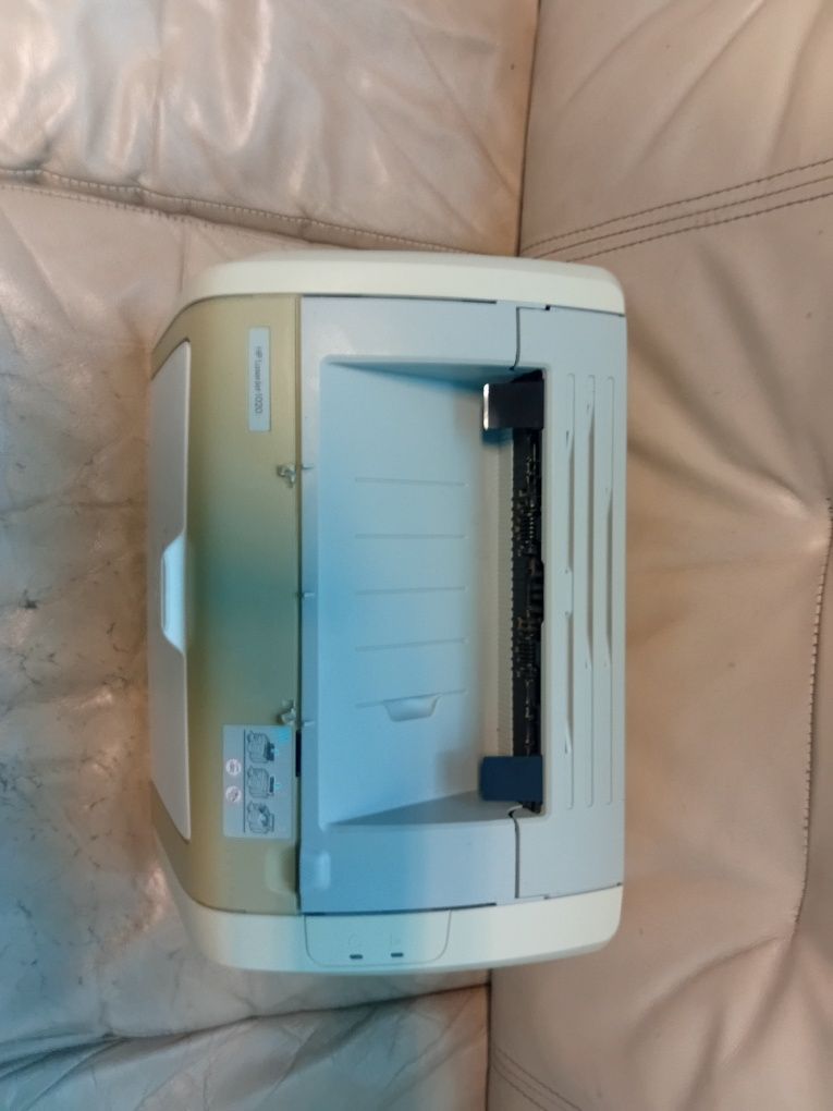 Продам принтер нр 1020