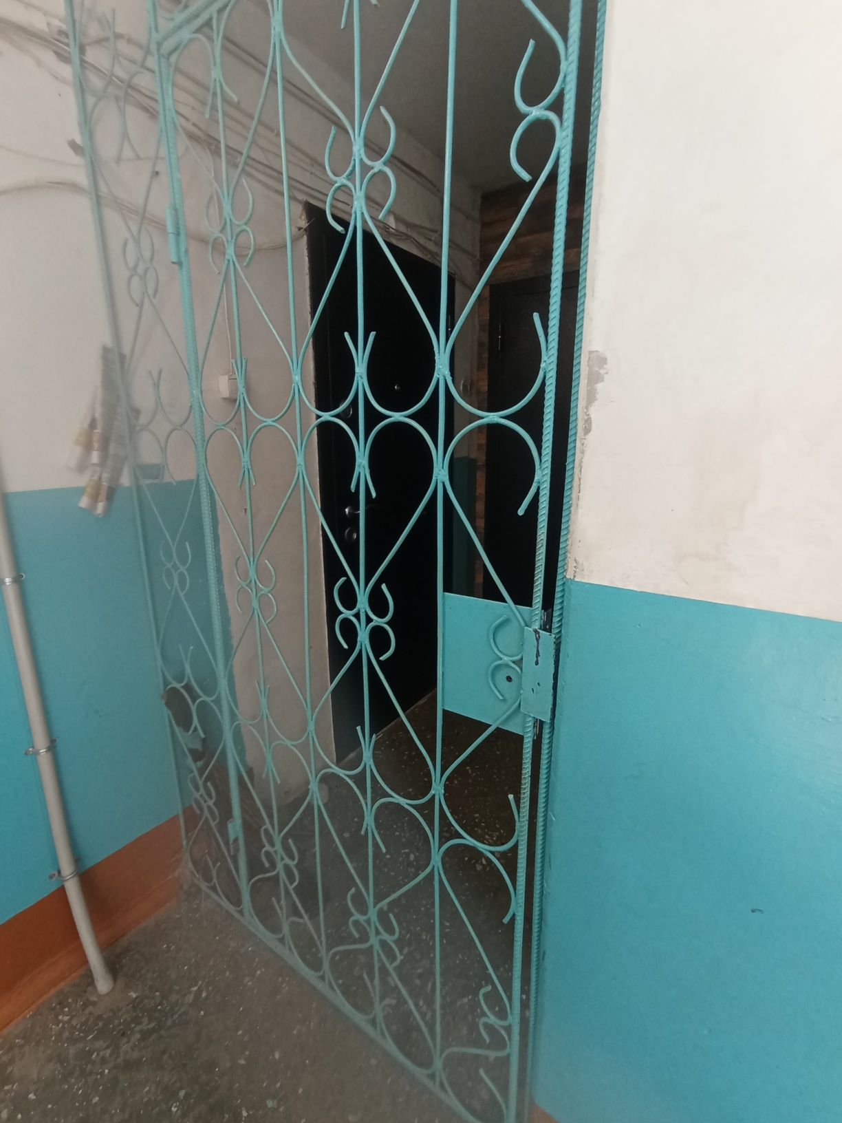 продам 2ух кв/ на против 9 школы