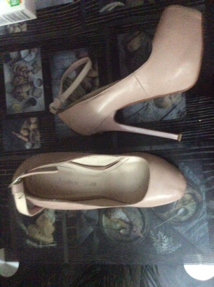 Продам туфли женские