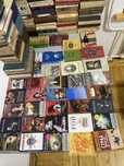 Книги разные много