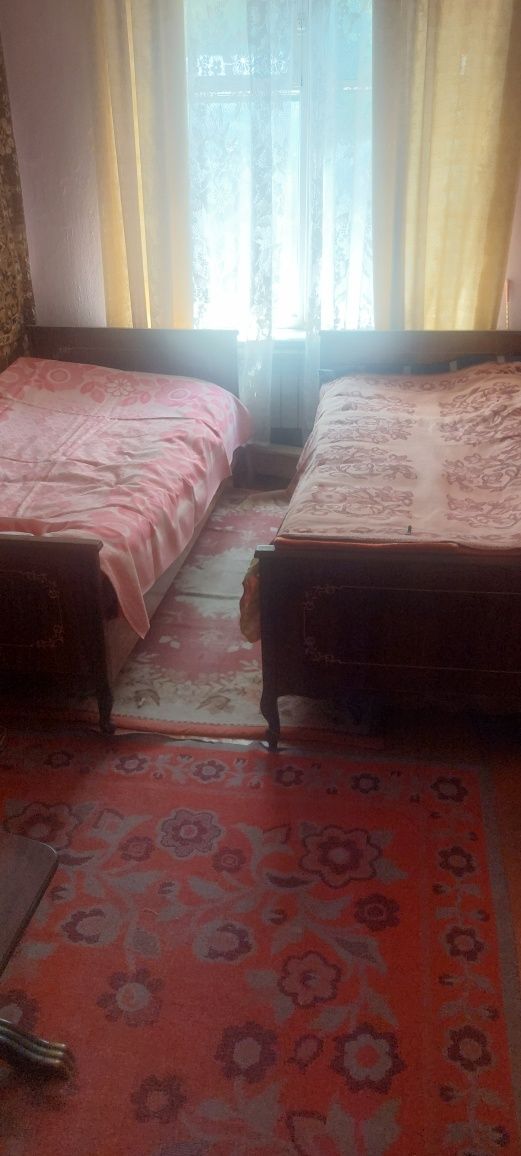 Продаётся мебель Гостиный и спальный гарнитур. В отличном  состоянии.