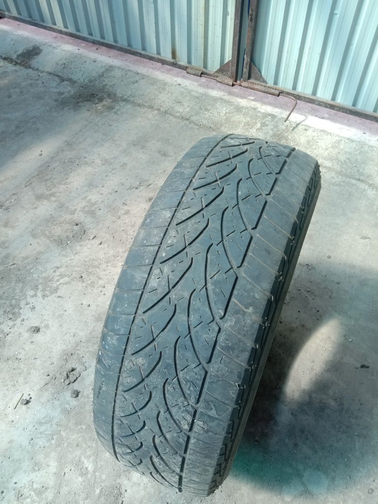 Продам летние шины на джип