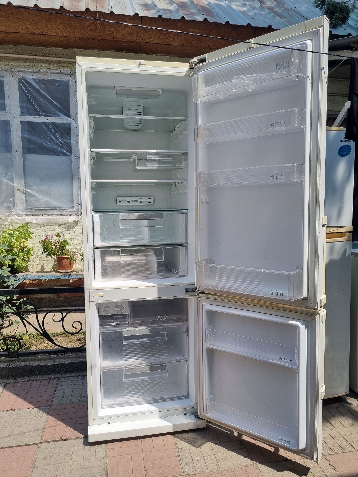 Холодильник LG nofrost