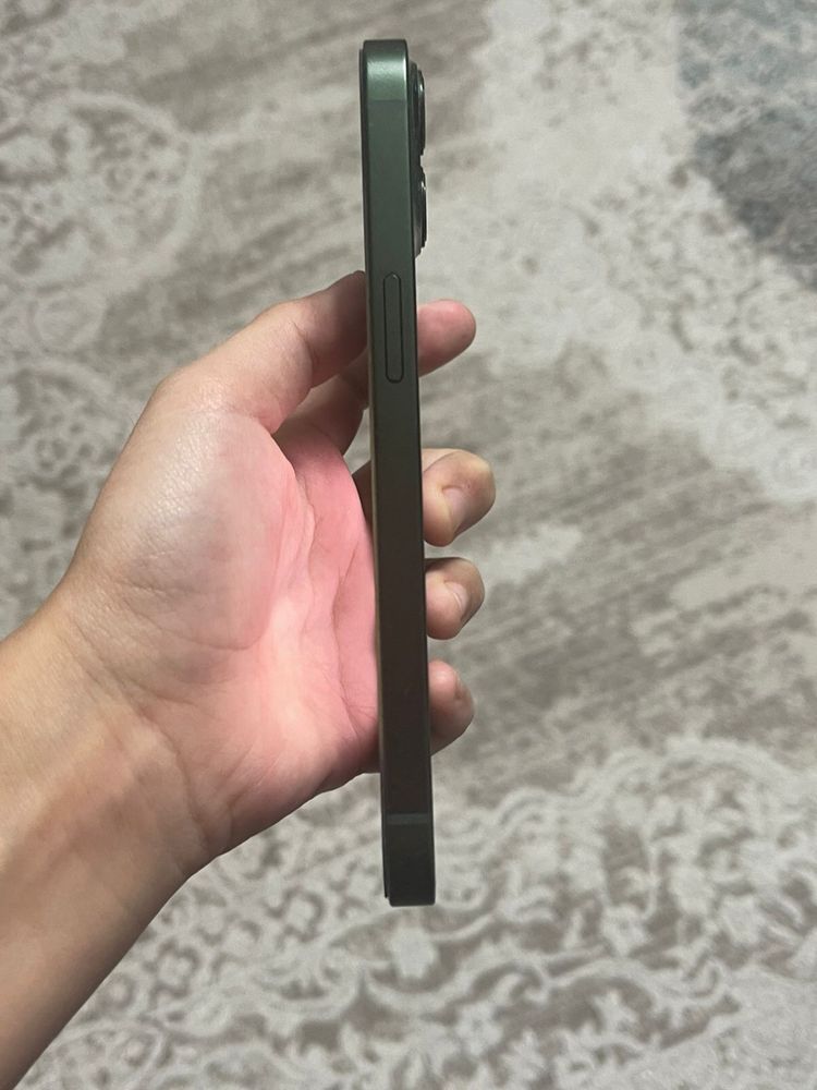 Iphone 13 зелёный