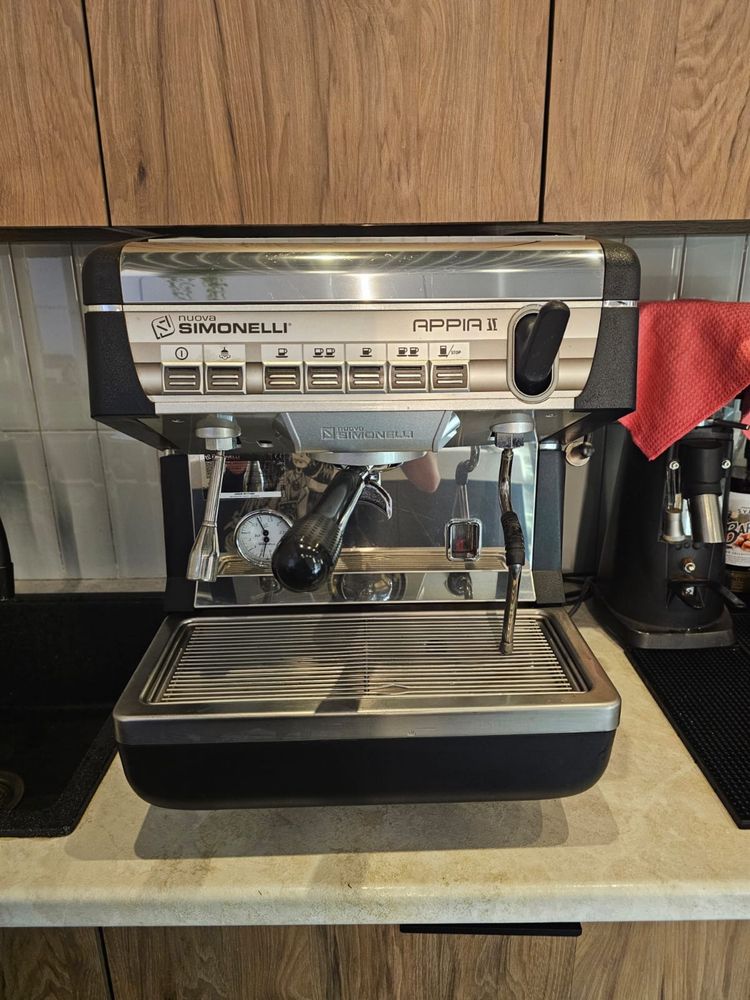 Кофемашина Simonelli appia 2